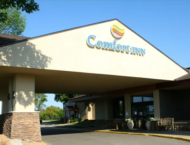 Comfort Inn Plymouth - Minneapolis hotel detail image 1