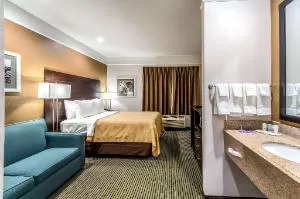 Quality Inn & Suites SeaWorld North hotel detail image 2