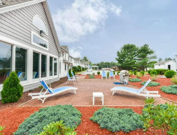 Inn on Storrs hotel detail image 3