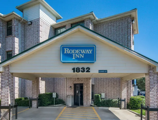 Rodeway Inn Carrollton I-35E hotel detail image 2