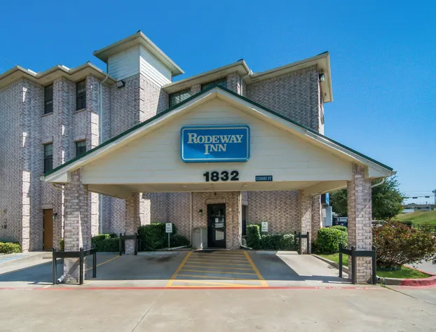 Rodeway Inn Carrollton I-35E hotel detail image 3