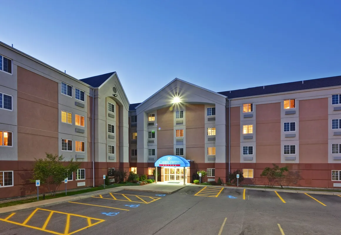 Candlewood Suites - Syracuse Airport by IHG hotel hero