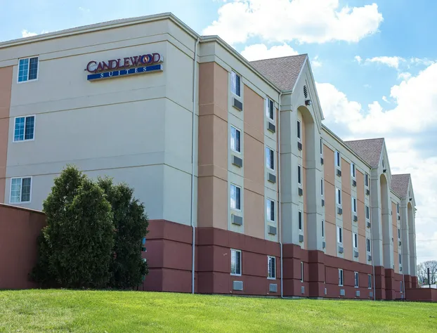 Candlewood Suites - Syracuse Airport by IHG hotel detail image 3