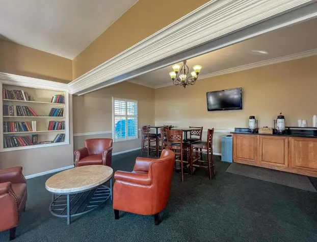 Alpine Inn Rockford hotel detail image 3