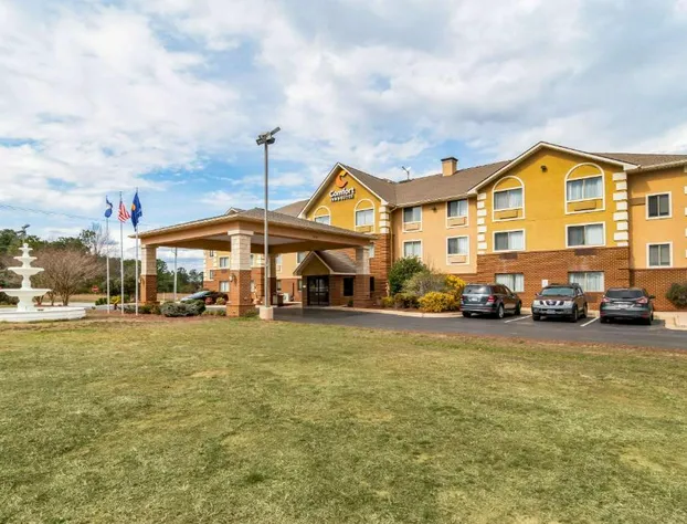 Comfort Inn & Suites South Hill I-85 hotel detail image 1