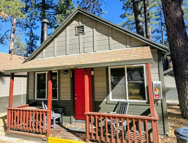 Big Bear Frontier hotel detail image 1