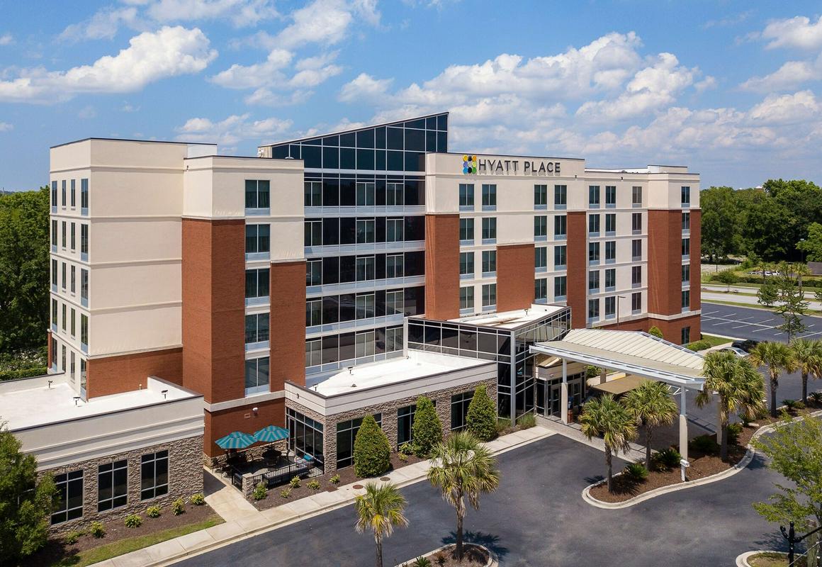 Hyatt Place Charleston Airport/Convention Center hotel hero