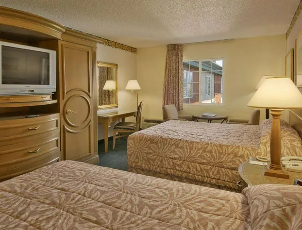 Days Inn by Wyndham Mt. Vernon hotel detail image 4