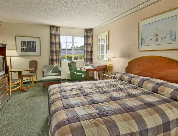 Days Inn by Wyndham Mt. Vernon hotel detail image 3