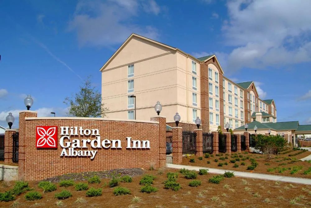 Hilton Garden Inn Albany hotel hero