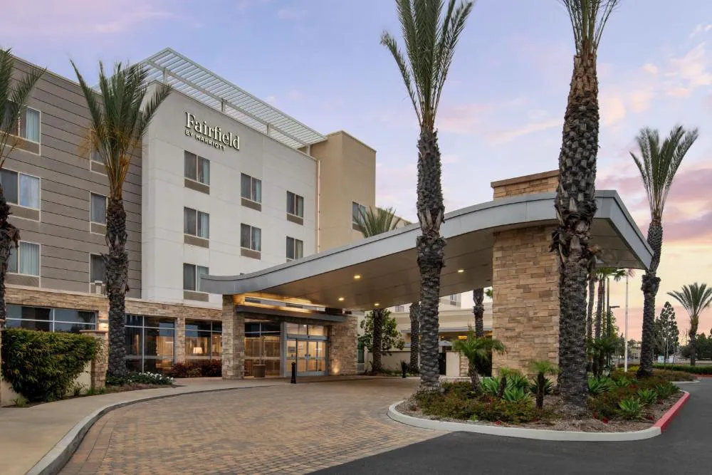 Fairfield Inn & Suites Tustin Orange County hotel hero