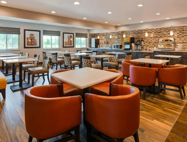 Best Western Plus North Joliet hotel detail image 4