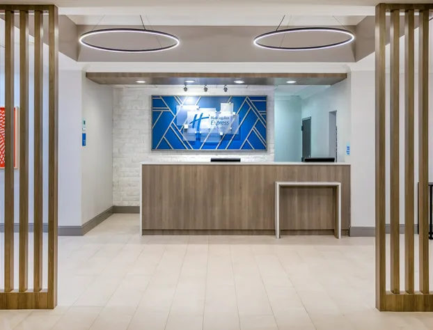 Holiday Inn Express Hotel & Suites New Tampa I-75 by IHG hotel detail image 1