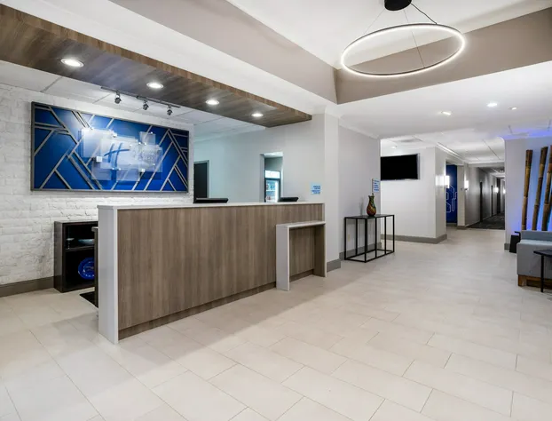 Holiday Inn Express Hotel & Suites New Tampa I-75 by IHG hotel detail image 2