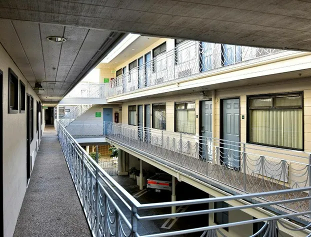 City Center Inn & Suites hotel detail image 3