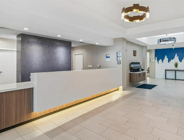 Best Western Valencia/Six Flags Inn & Suites hotel detail image 2