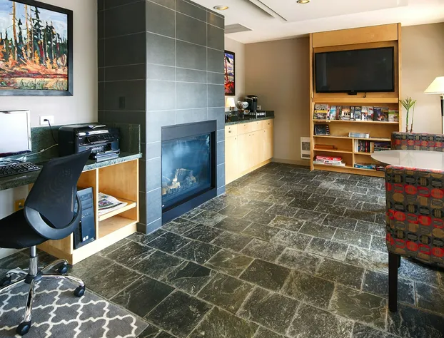 Travelodge by Wyndham Abbotsford Bakerview hotel detail image 3