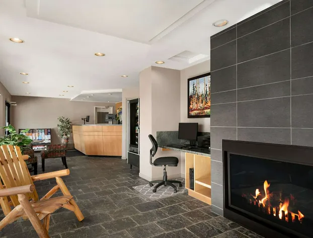 Travelodge by Wyndham Abbotsford Bakerview hotel detail image 4