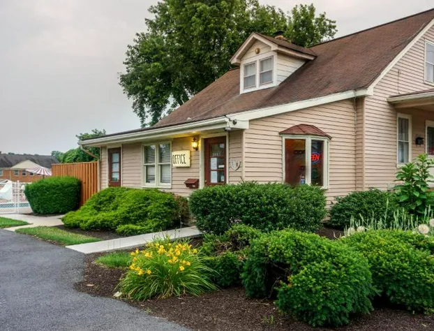 Cocoa Country Inn at Hershey hotel detail image 3