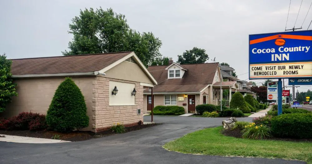 Cocoa Country Inn at Hershey hotel hero