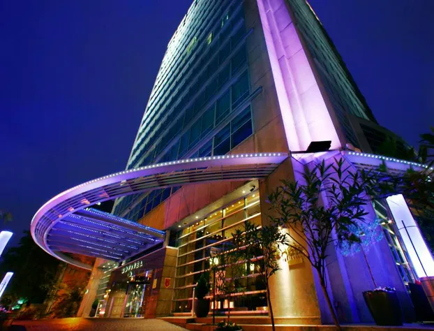 Sofitel Montreal Golden Mile hotel detail image 1