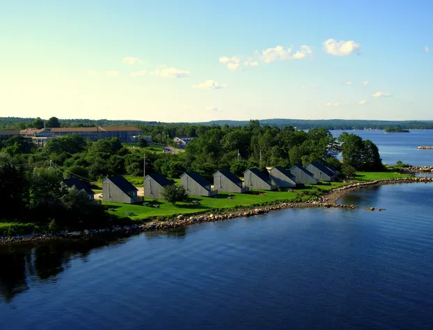 Oak Island Resort & Conference Centre hotel detail image 1