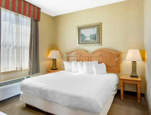 Best Western Plus Revere Inn & Suites hotel detail image 4