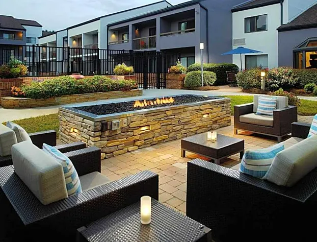 Courtyard by Marriott Raleigh Midtown hotel detail image 3