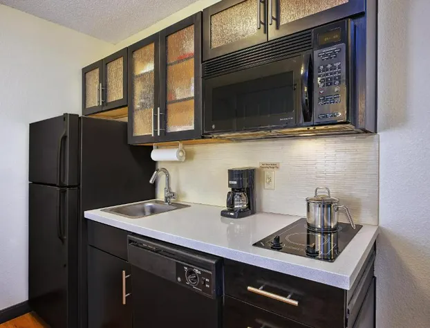 Candlewood Suites Indianapolis by IHG hotel detail image 3