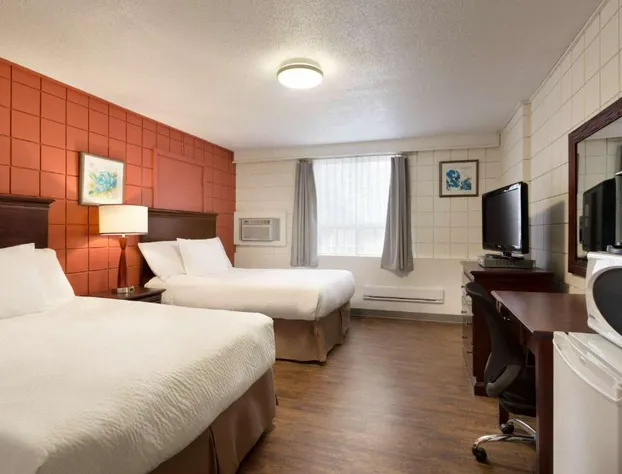 Travelodge by Wyndham Kindersley hotel detail image 4