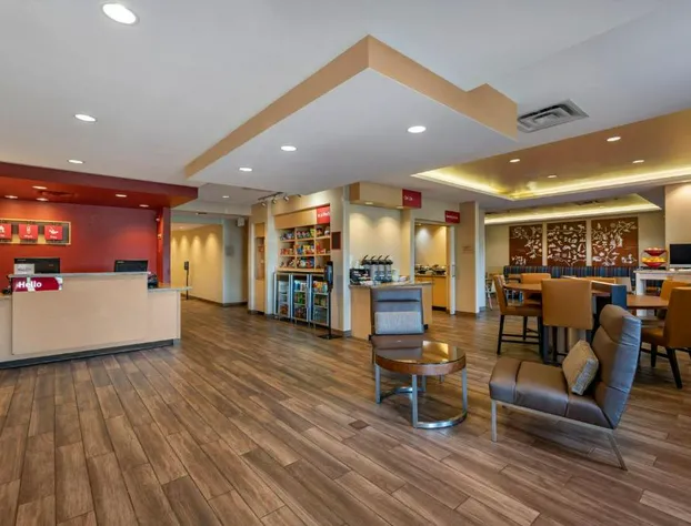 TownePlace Suites by Marriott Vincennes hotel detail image 1