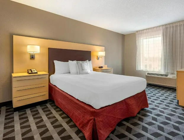 TownePlace Suites by Marriott Vincennes hotel detail image 4