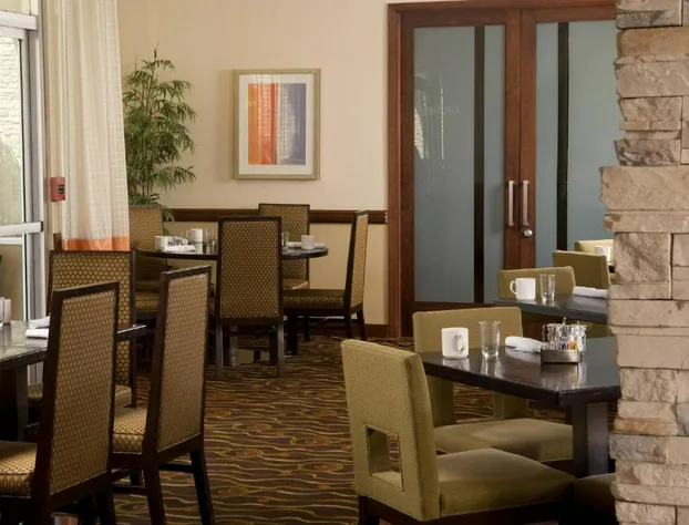 Courtyard by Marriott Los Angeles - Sherman Oaks hotel detail image 2