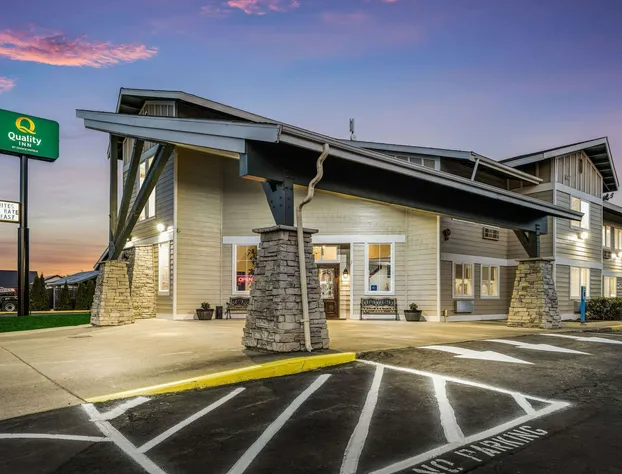 Quality Inn Cle Elum-Ellensburg hotel detail image 1