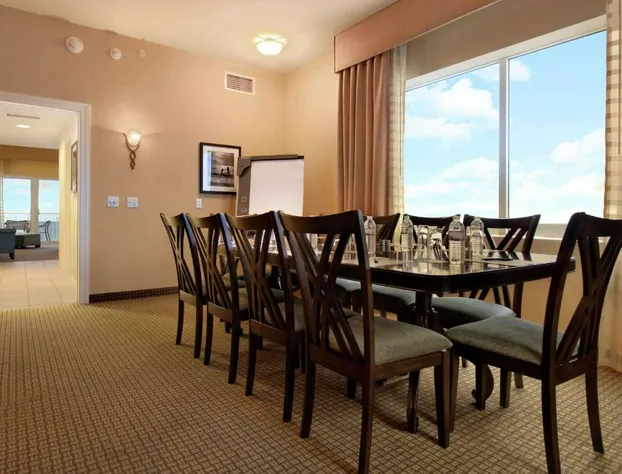 Hilton Ocean City Oceanfront Suites hotel detail image 2
