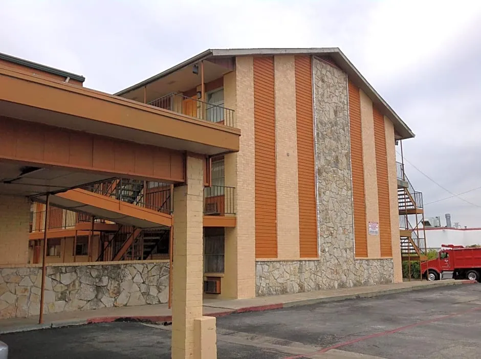 Express Inn Fort Worth hotel hero