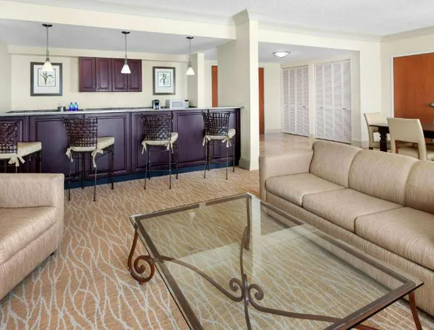 DoubleTree by Hilton Sunrise - Sawgrass Mills hotel detail image 2