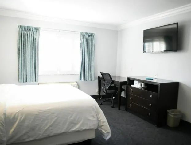 Days Inn by Wyndham West Covina hotel detail image 3