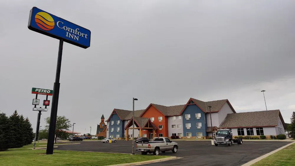 Comfort Inn Albert Lea at Trails Travel Center hotel hero
