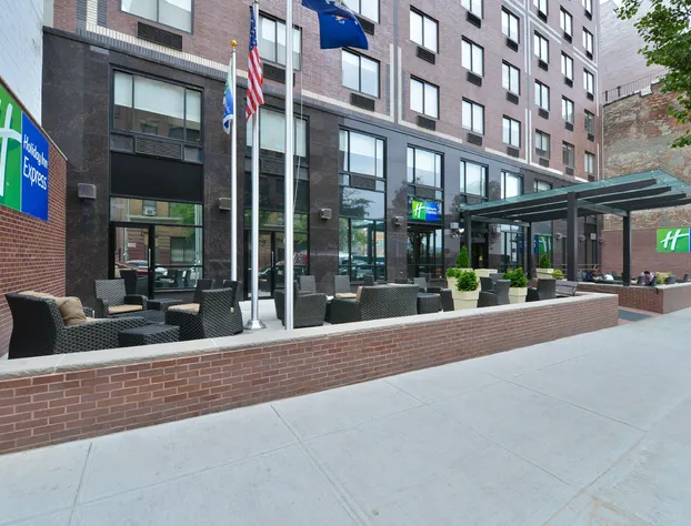 Holiday Inn Express New York - Manhattan West Side by IHG hotel detail image 4