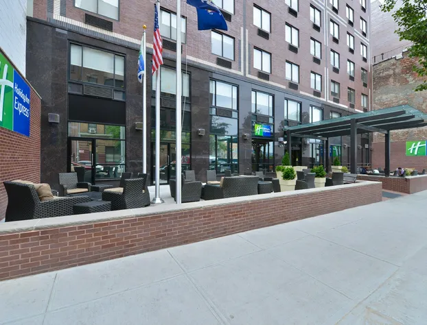 Holiday Inn Express New York - Manhattan West Side by IHG hotel detail image 4