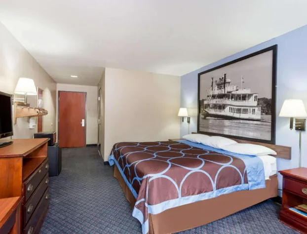 Super 8 by Wyndham Indianola hotel detail image 2