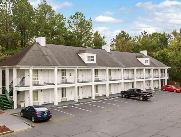 Quality Inn Thomaston hotel detail image 1