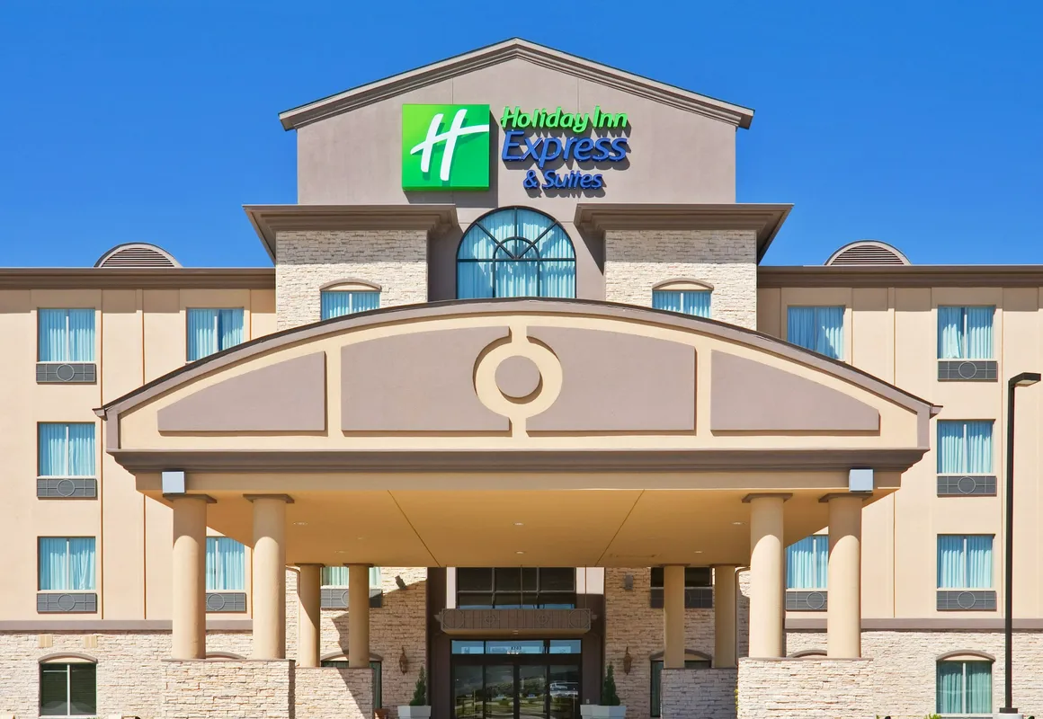 Holiday Inn Express & Suites Dallas East - Fair Park by IHG hotel hero