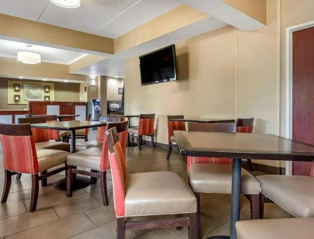 Comfort Inn Meadowlands hotel detail image 3