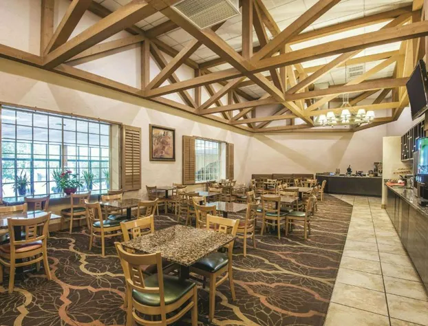 Mountain Valley Inn & Suites hotel detail image 4