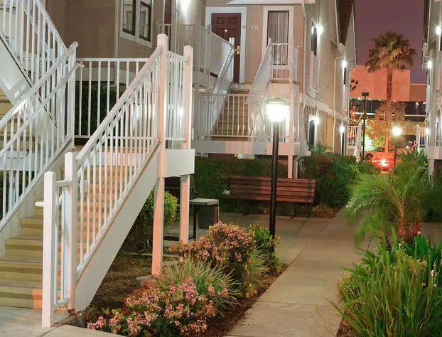 Residence Inn by Marriott Anaheim Placentia Fullerton hotel detail image 3