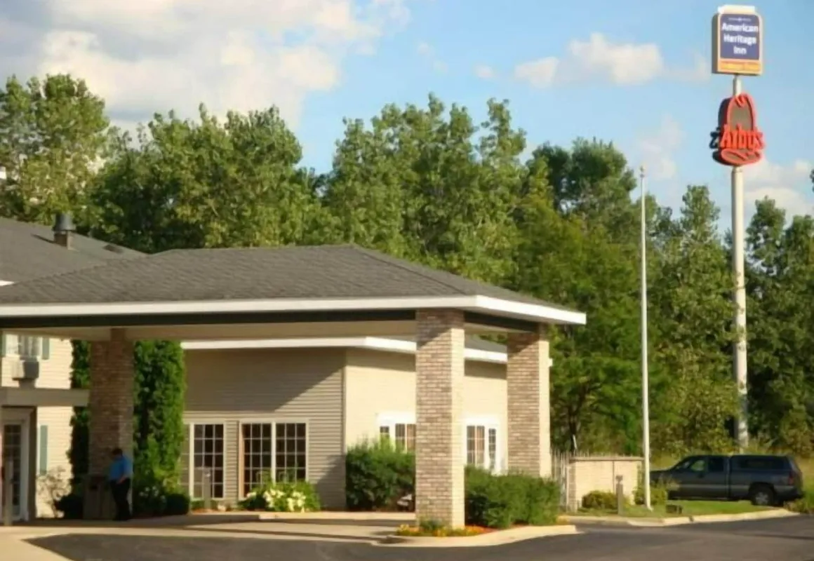 American Heritage Inn hotel hero