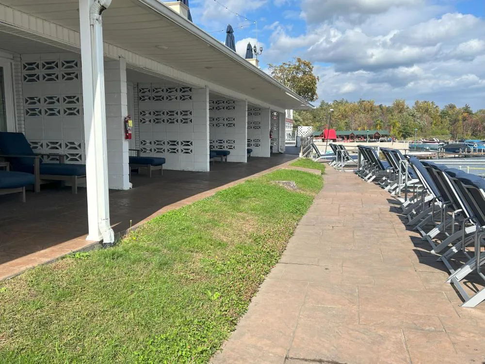 The Georgian Lakeside Resort hotel hero