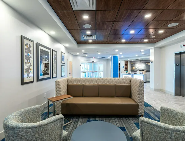 Holiday Inn Express & Suites Asheville Downtown by IHG hotel detail image 2